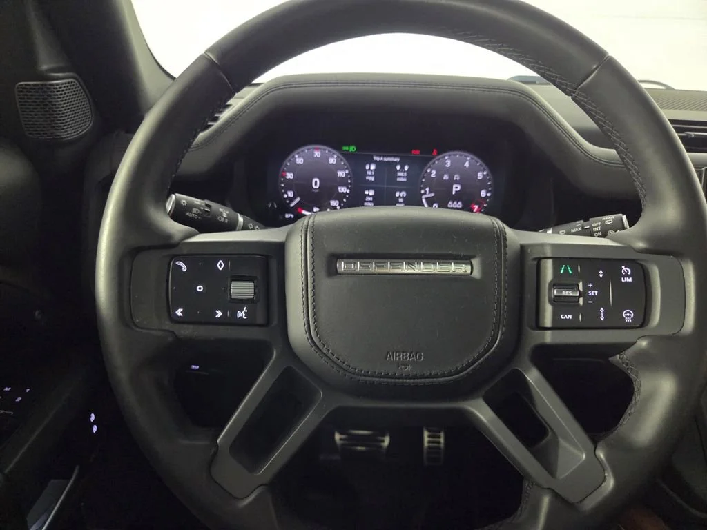 Used 2023 Gondwana Stone Metallic Land Rover X image 17