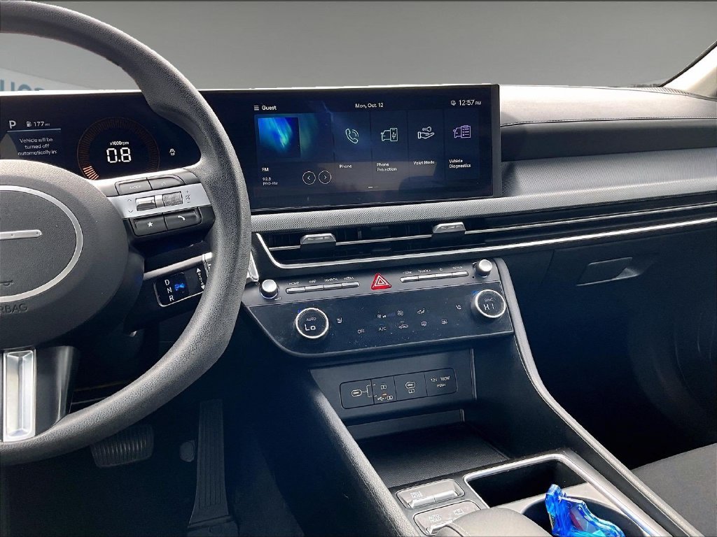 Used 2025 Red Hyundai SEL image 18