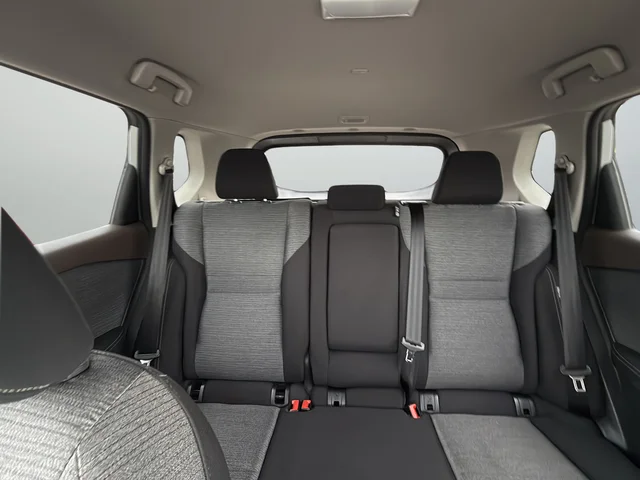 Used 2023 Silver Nissan SV image 29