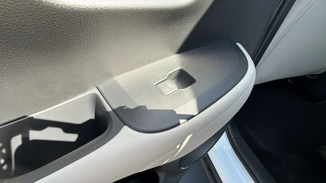 2026 Honda HR-V LX - Photo 15