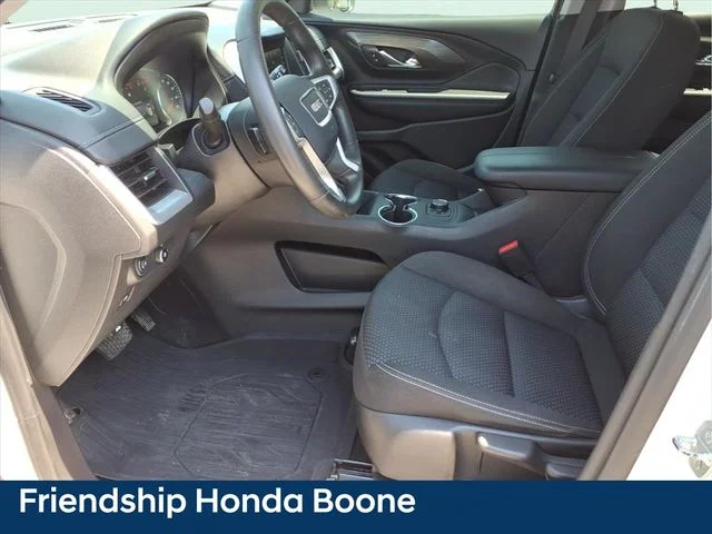Used 2023 White GMC SLE image 19