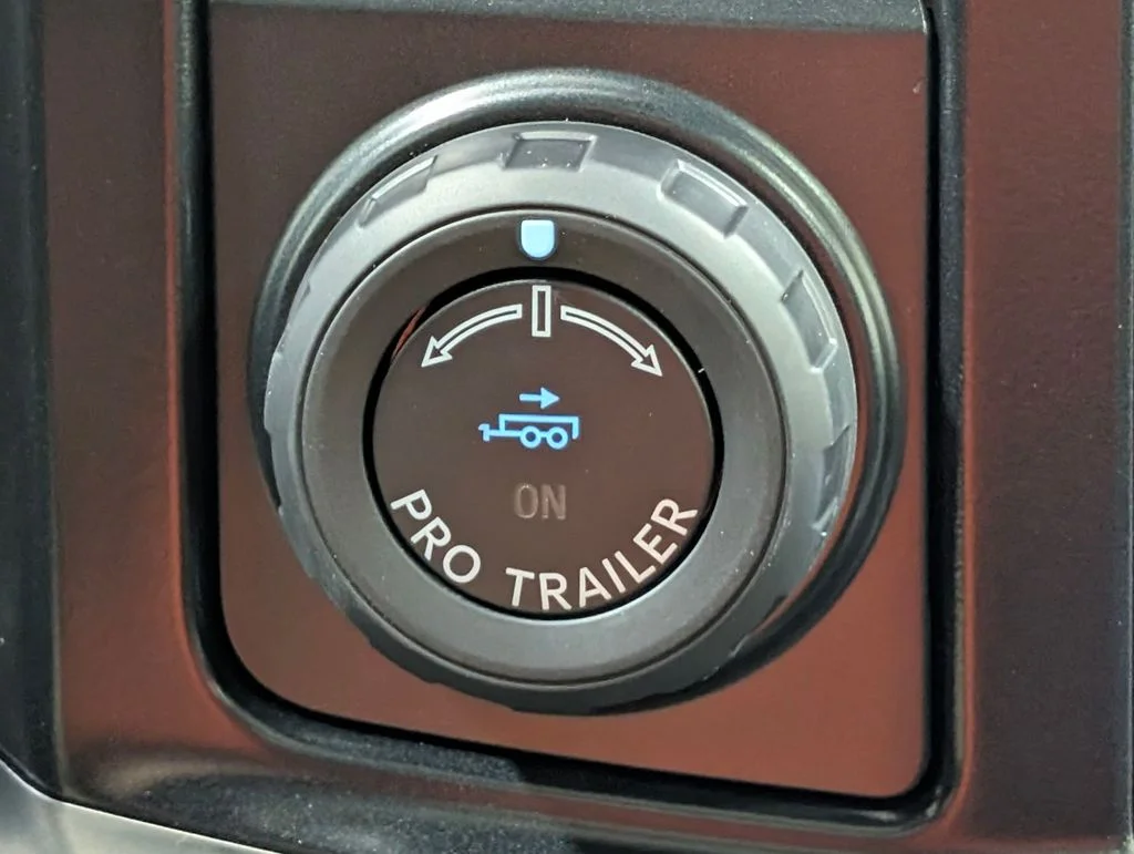 New 2026 Carbonized Gray Metallic Ford F-250® Platinum® image 7