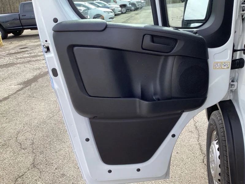 New 2026 Bright White Clear-Coat Exterior Paint RAM High Roof image 18