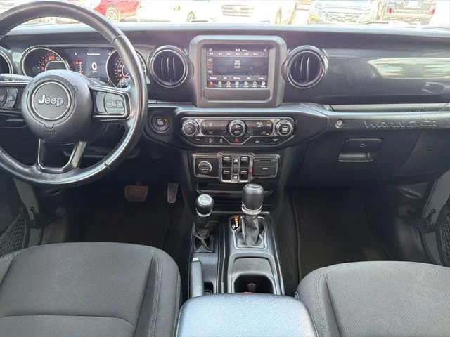 Used 2021 Gray Jeep Unlimited Sport Altitude image 9
