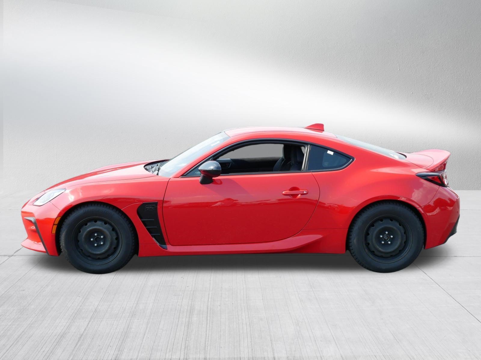 Certified Used 2023 TRACK bRED Toyota Premium image 2
