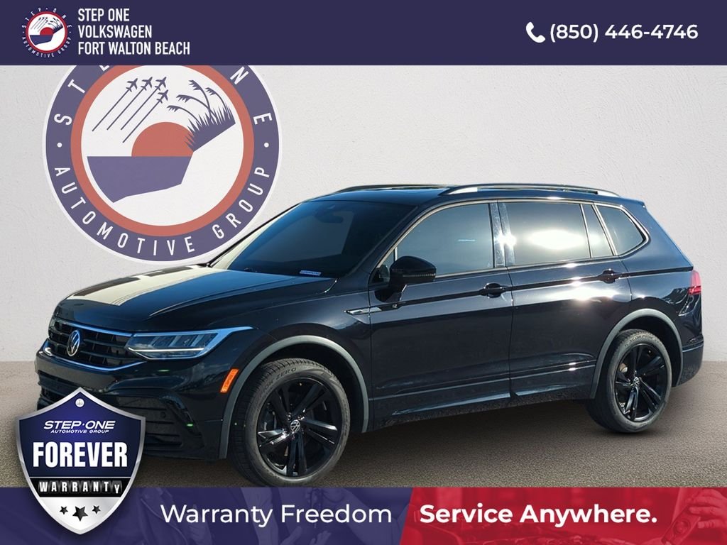 Used 2023 Black Volkswagen 2.0T SE R-Line Black image 1