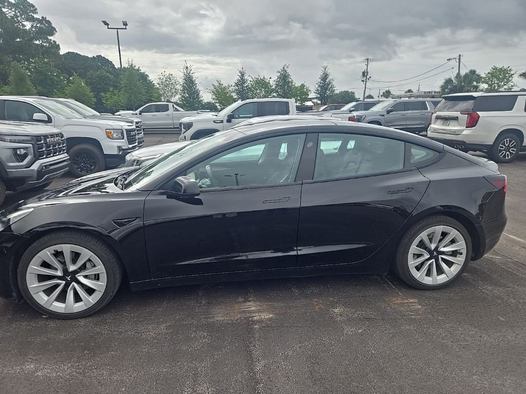 2022 Tesla Model 3 Long Range Dual Motor All-Wheel Drive's photo
