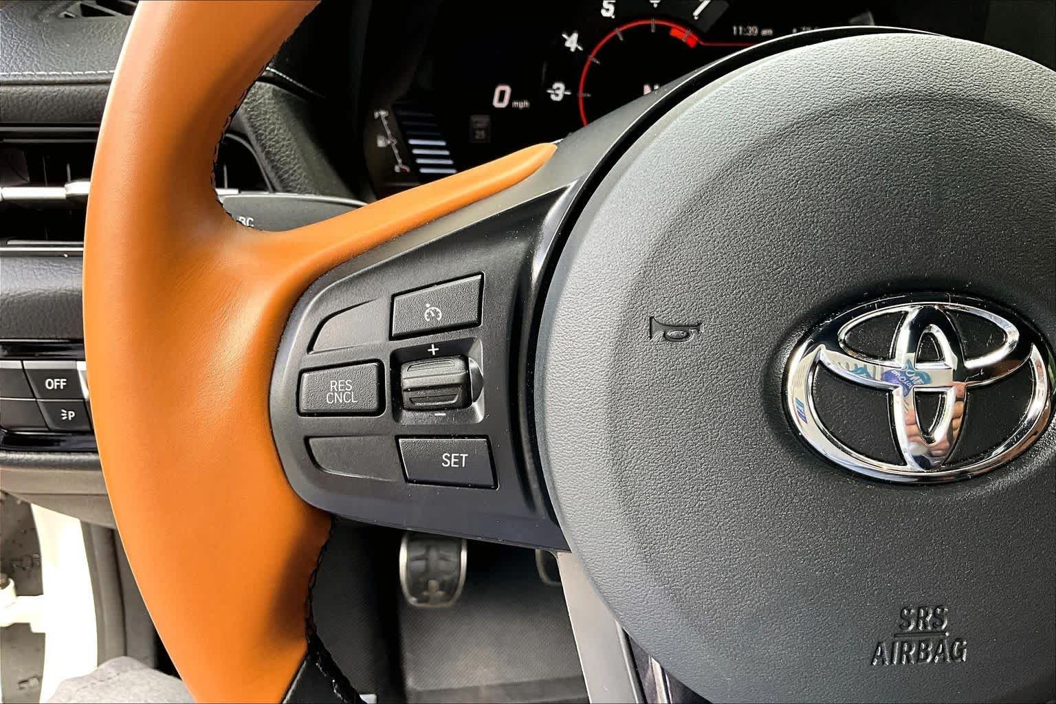 Used 2025 Absolute Zero Toyota 3.0 Premium image 21