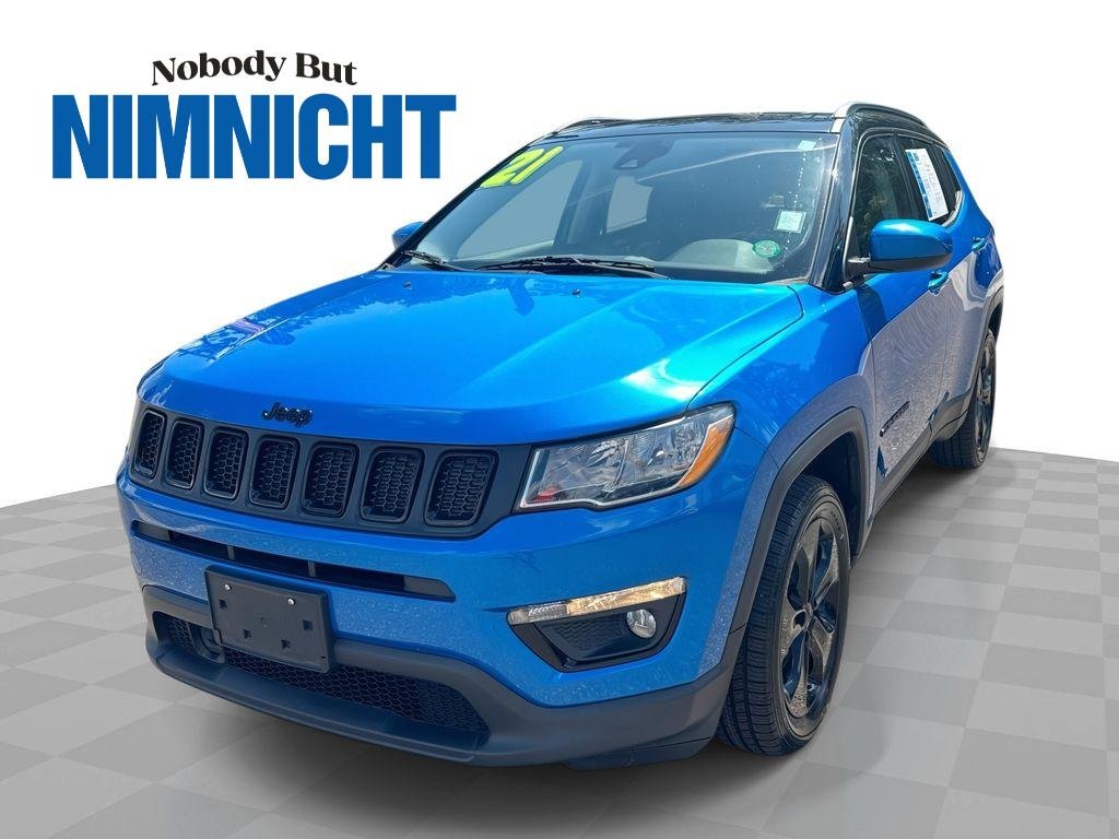 Used 2021  Jeep Altitude image 1
