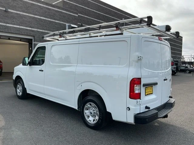 Used 2021 White Nissan SV image 6