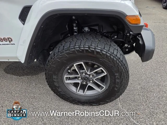 Used 2025 White Jeep Mojave image 20