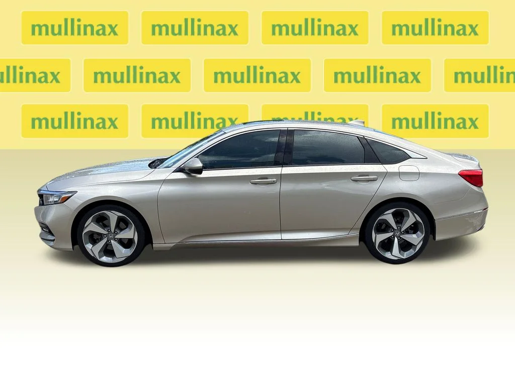 Certified Used 2018 Beige Honda Touring image 11