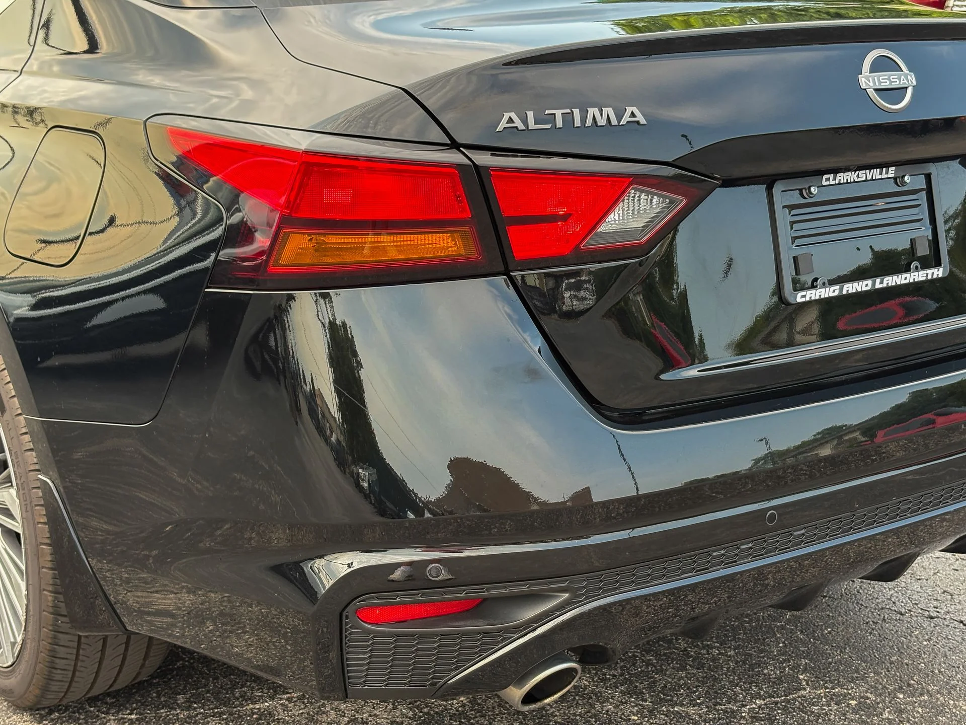 2024 Nissan Altima SL - Photo 9