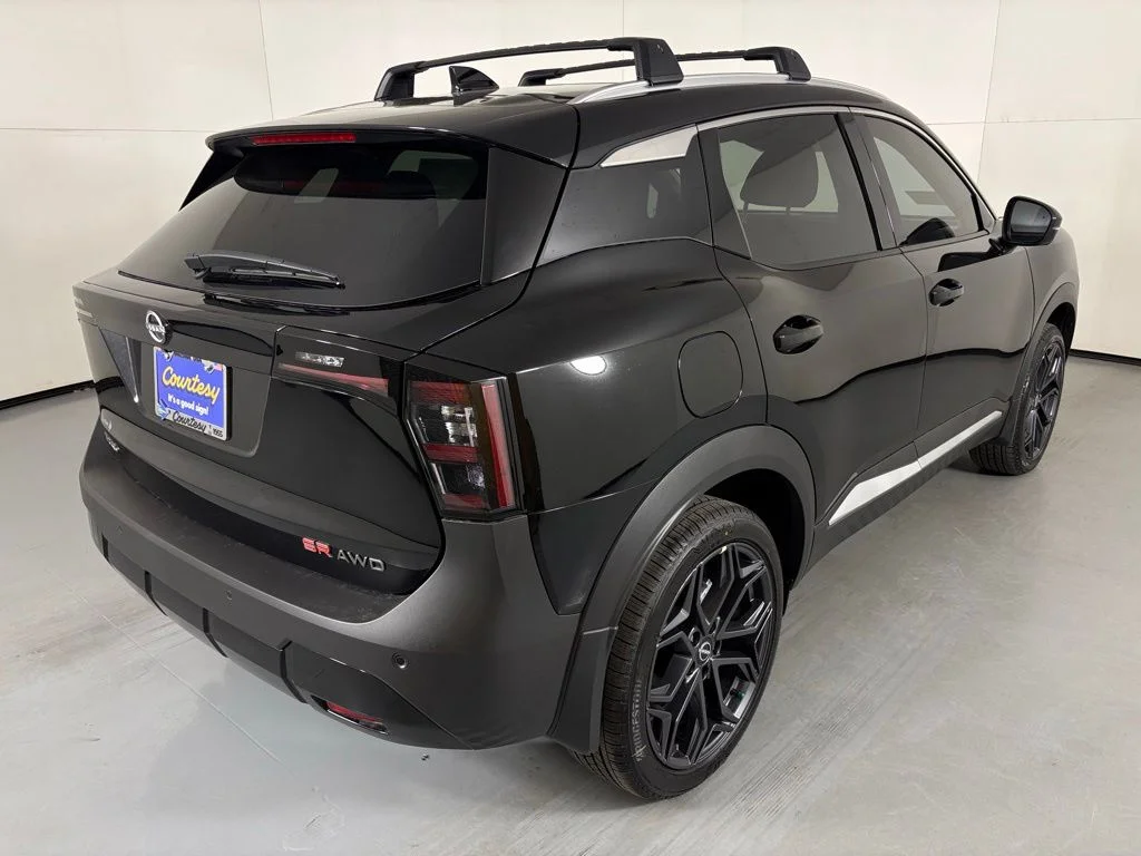 New 2026 Super Black Nissan SR image 8