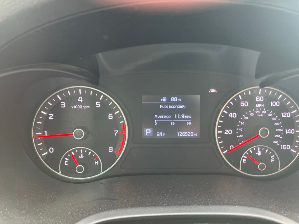 Used 2019 White Kia LX image 12