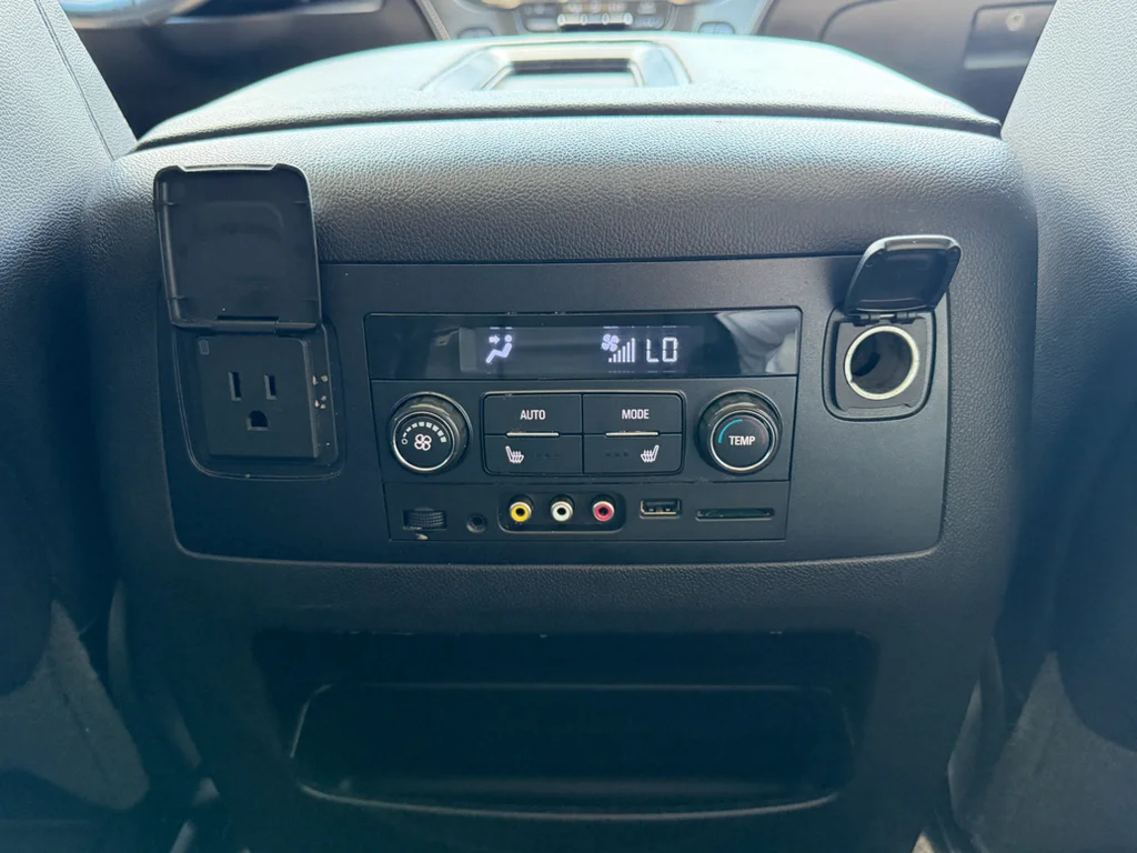 Used 2015 Black Chevrolet LTZ image 30
