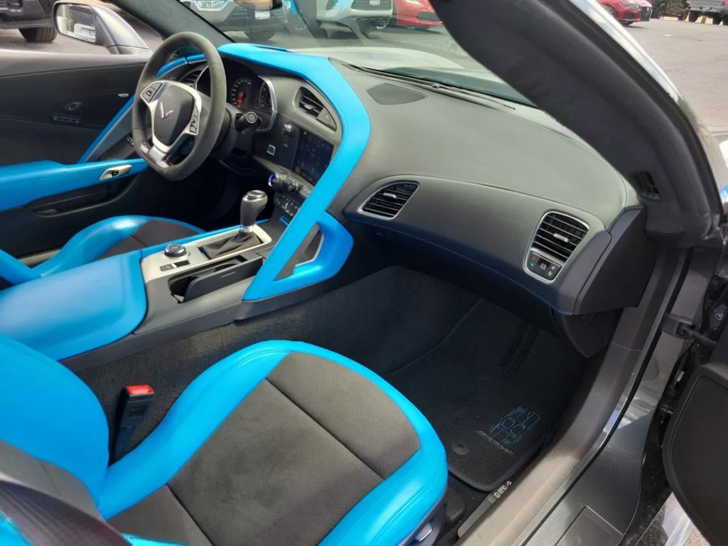 2017 Chevrolet Corvette 3LT - Photo 24
