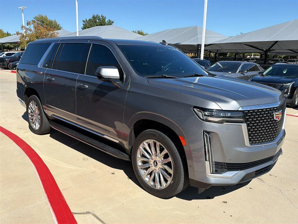 Used 2022 Satin Steel Metallic Cadillac Premium Luxury image 6