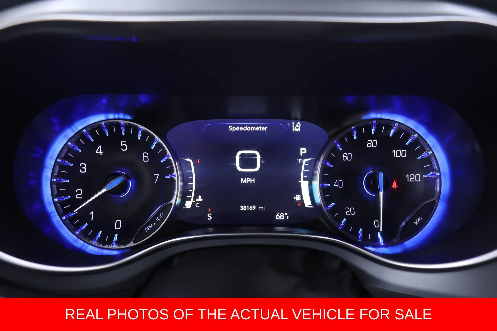 2025 Chrysler Pacifica Limited - Photo 7