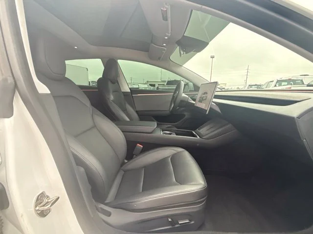 Used 2024 White Tesla Base image 24