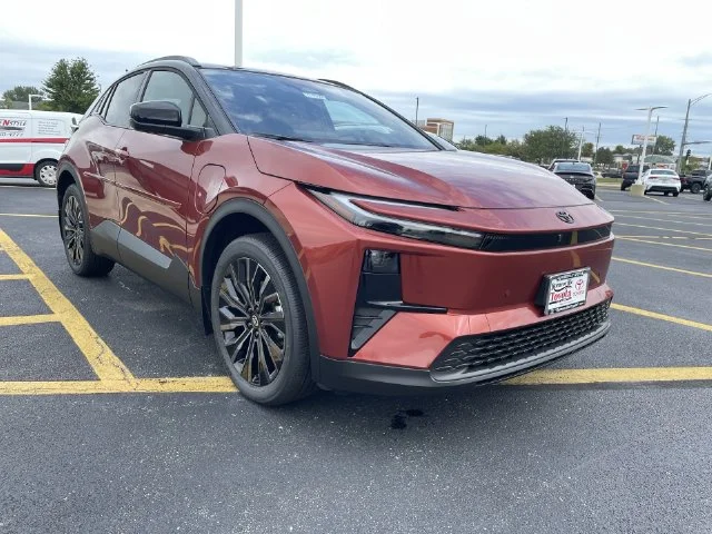 2026 Toyota C-HR XSE - Photo 10