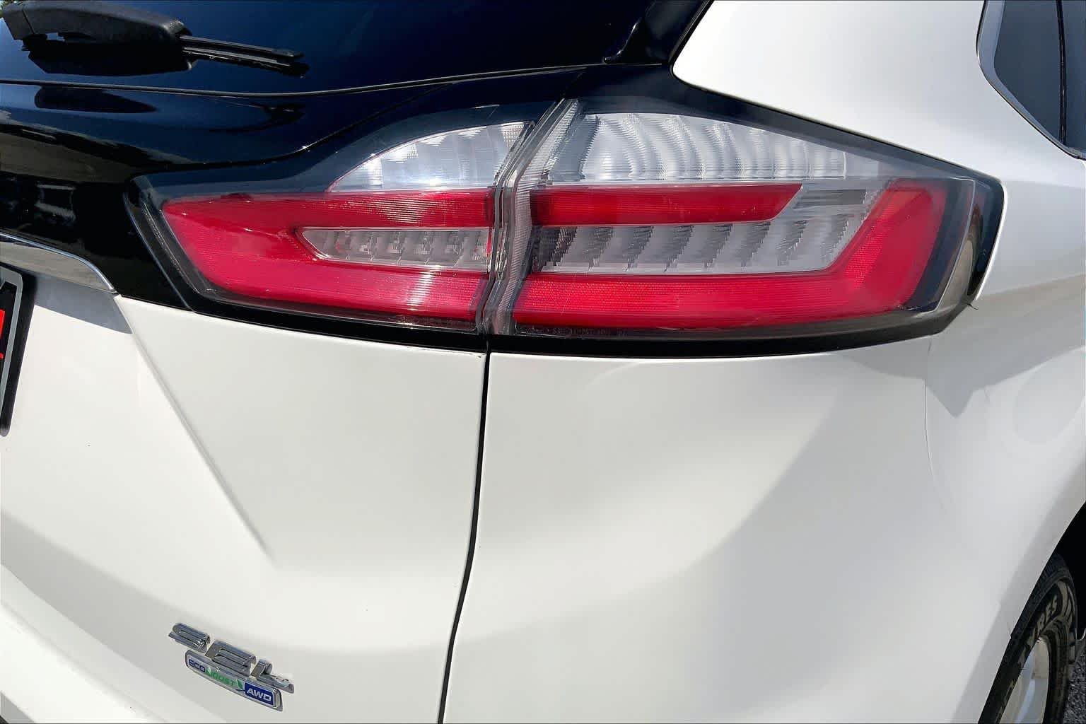 Used 2020 Star White Metallic Tri-Coat Ford SEL image 30