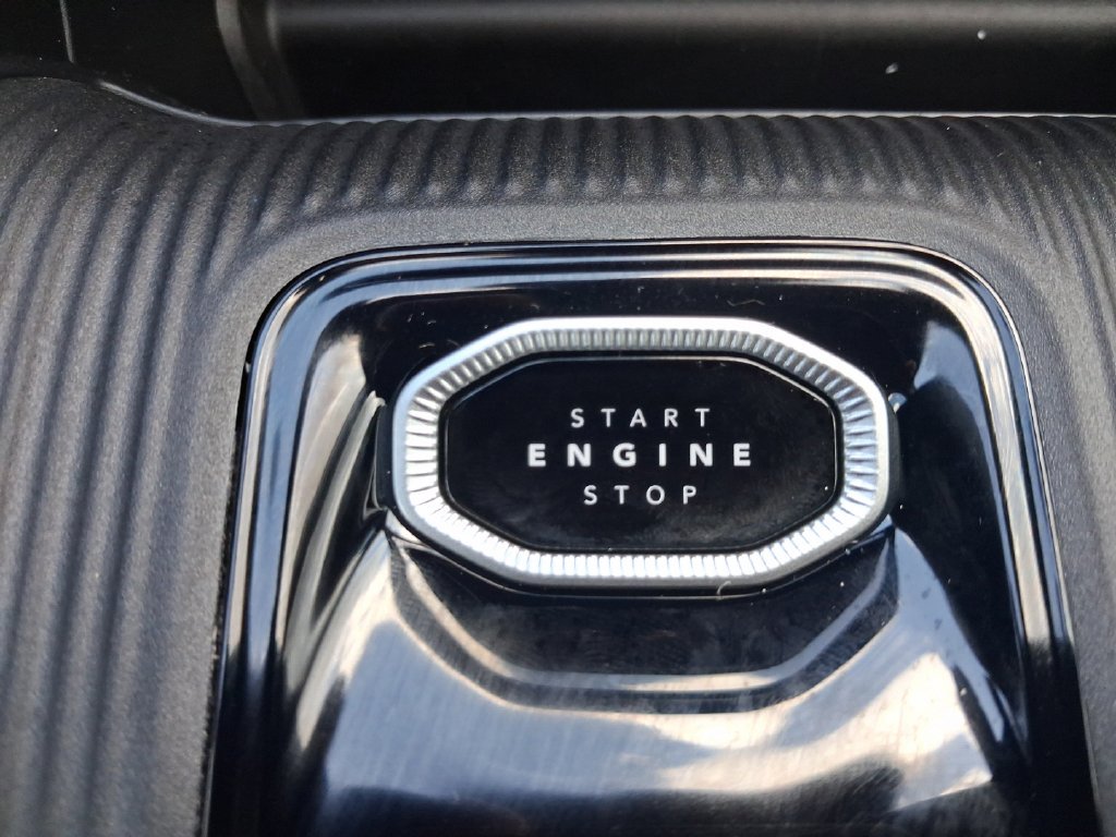 New 2026 Silver Jeep Laredo image 17