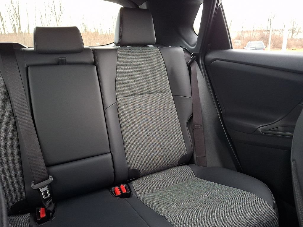 2026 Toyota bZ XLE - Photo 14