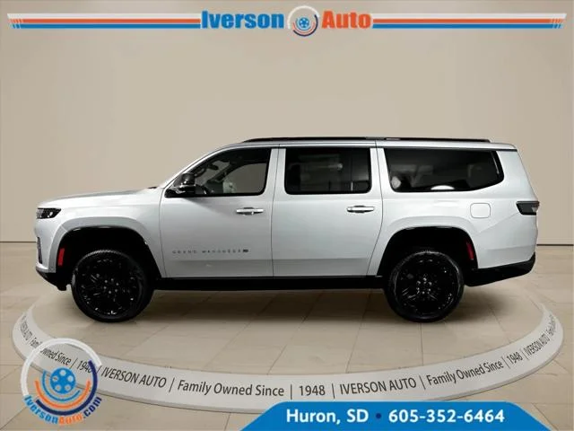 New 2026 Silver-Zynith Exterior Paint Jeep Grand Wagoneer image 5