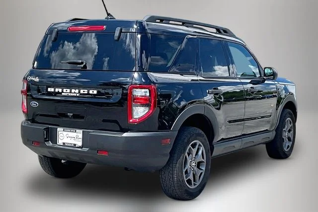 Used 2023 Black Ford Badlands image 5