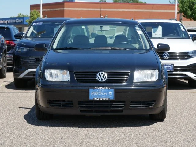 Used 2000 Volkswagen Jetta GL with VIN 3VWRA29M7YM072924 for sale in Inver Grove Heights, Minnesota