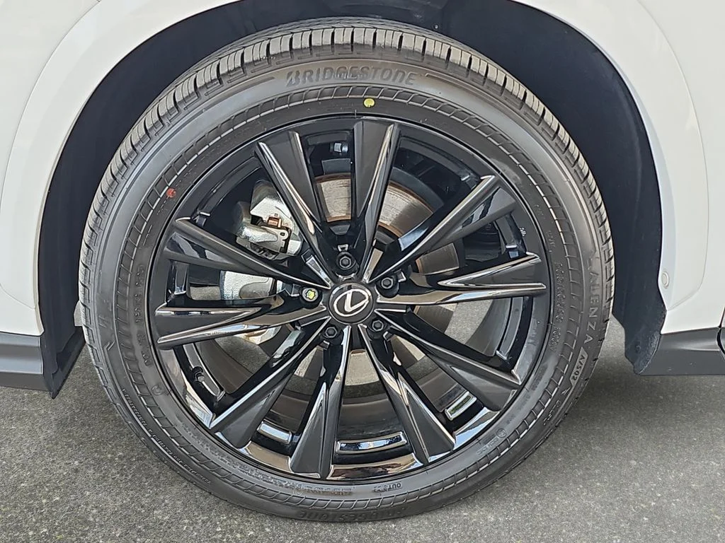 Certified Used 2025 White Lexus 450h+ F SPORT image 33