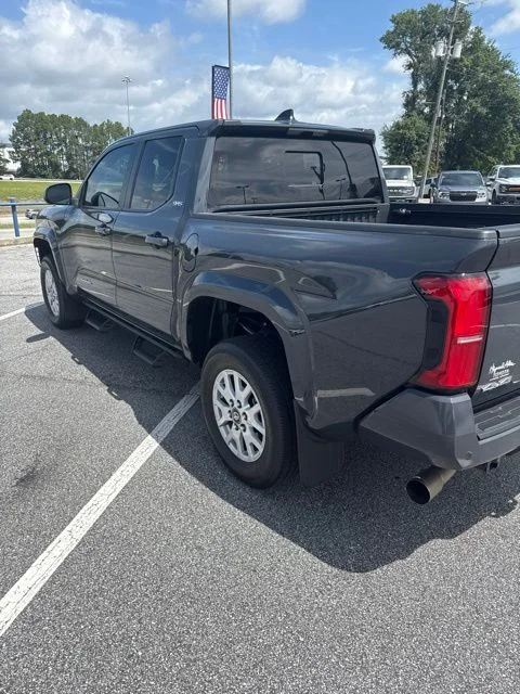 Certified Used 2024  Toyota SR5 image 6