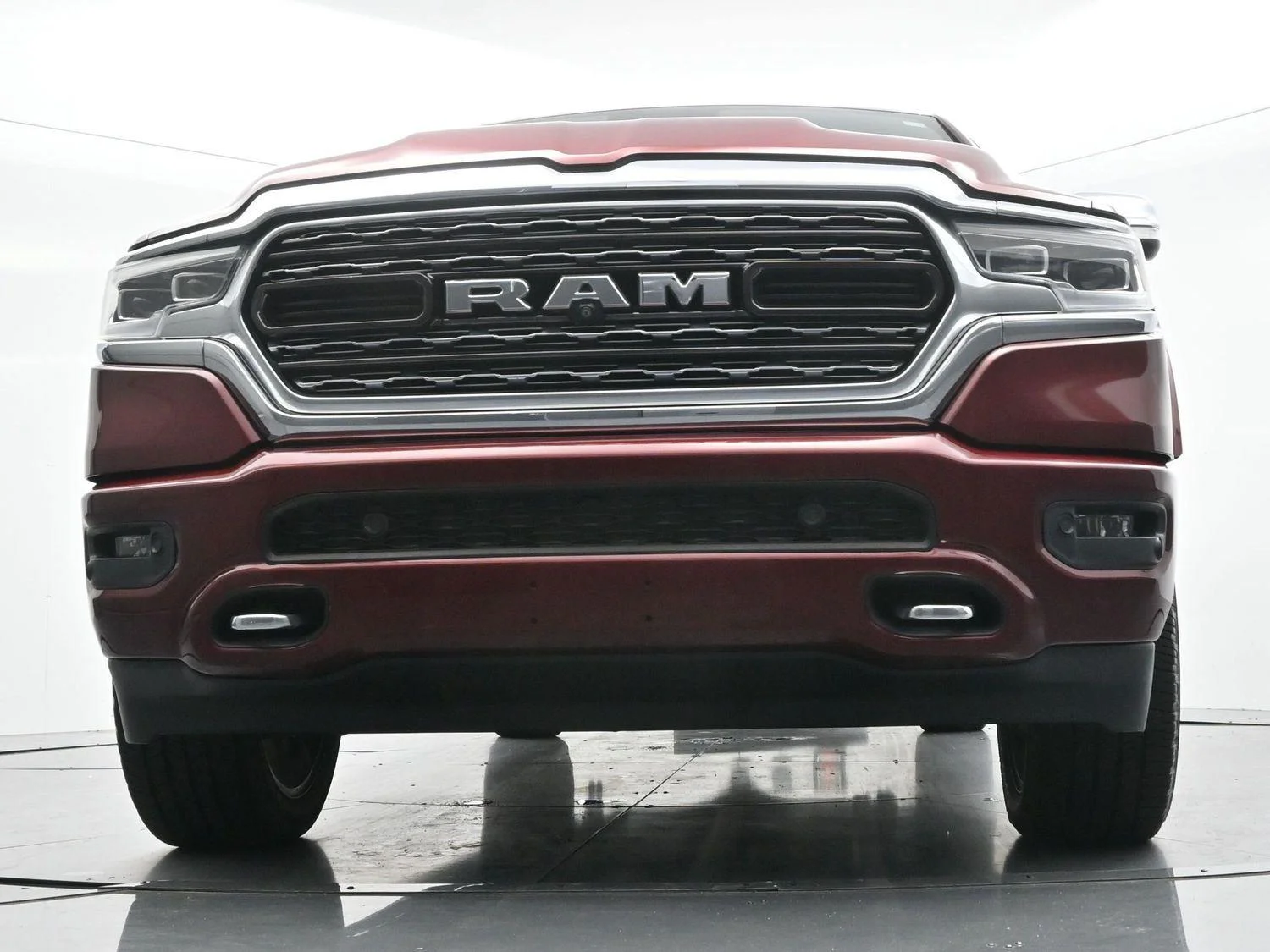 Used 2020 Delmonico Red Pearlcoat Ram Limited image 48