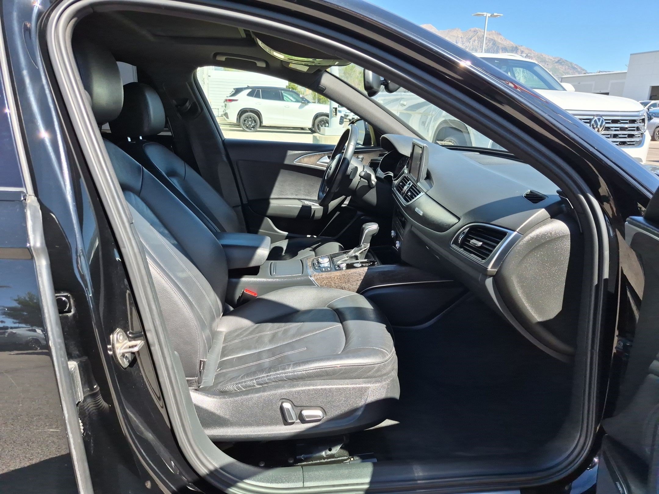 Used 2018 Brilliant Black Audi Premium Plus image 30