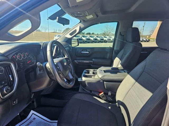 Used 2020 Gray Chevrolet LT image 9