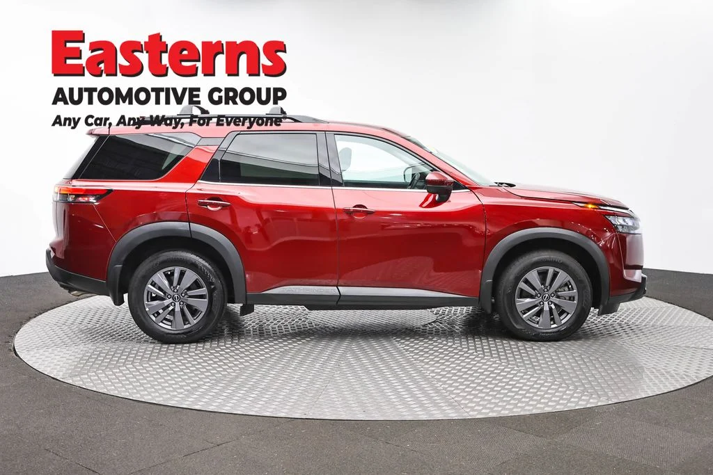 Used 2024 Red Nissan SV image 4