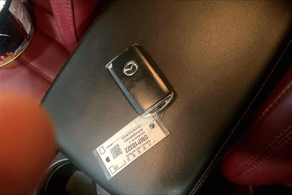 Used 2025 Gray Mazda 2.5 S Carbon Edition image 11