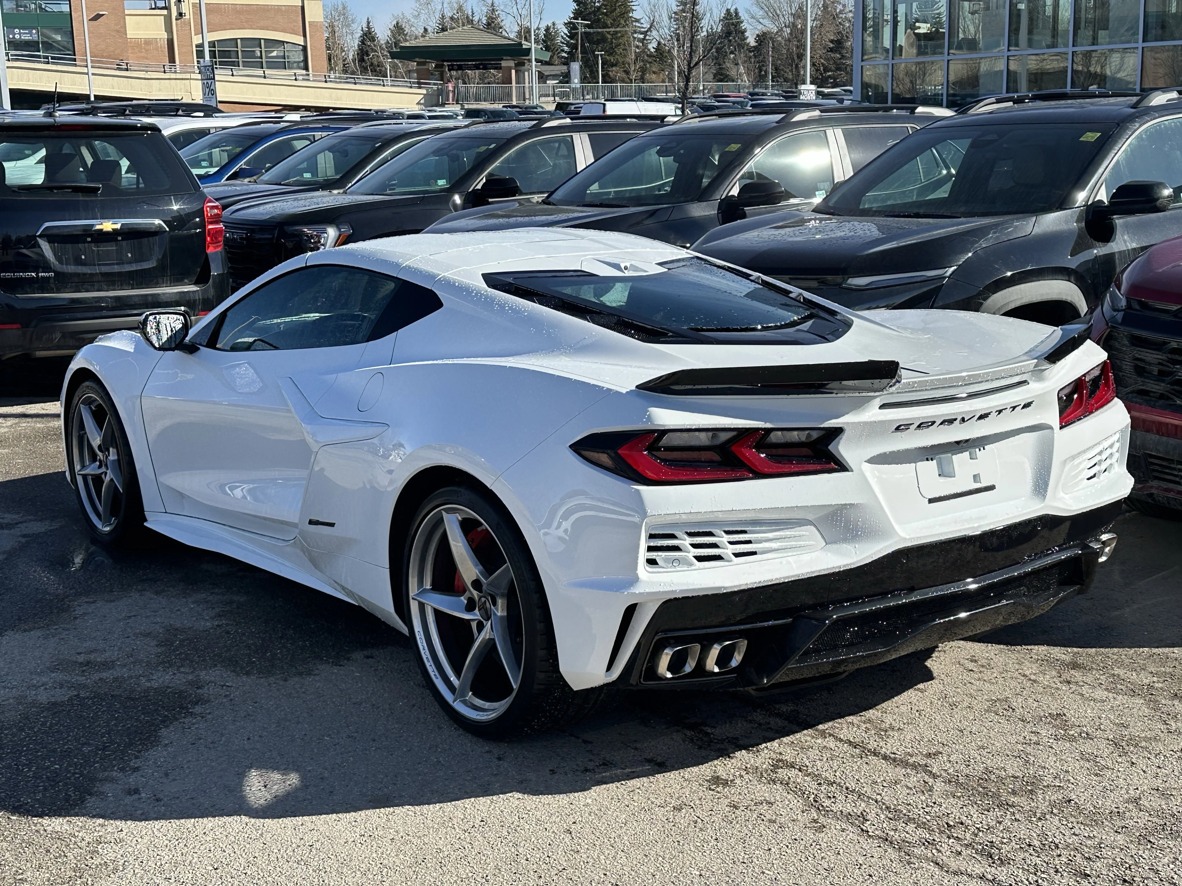 New 2026 Arctic White Chevrolet 1LZ E-RAY image 4
