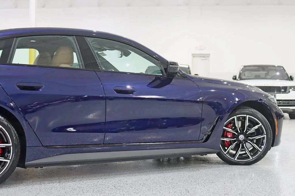 Used 2023 Blue BMW M50 image 11