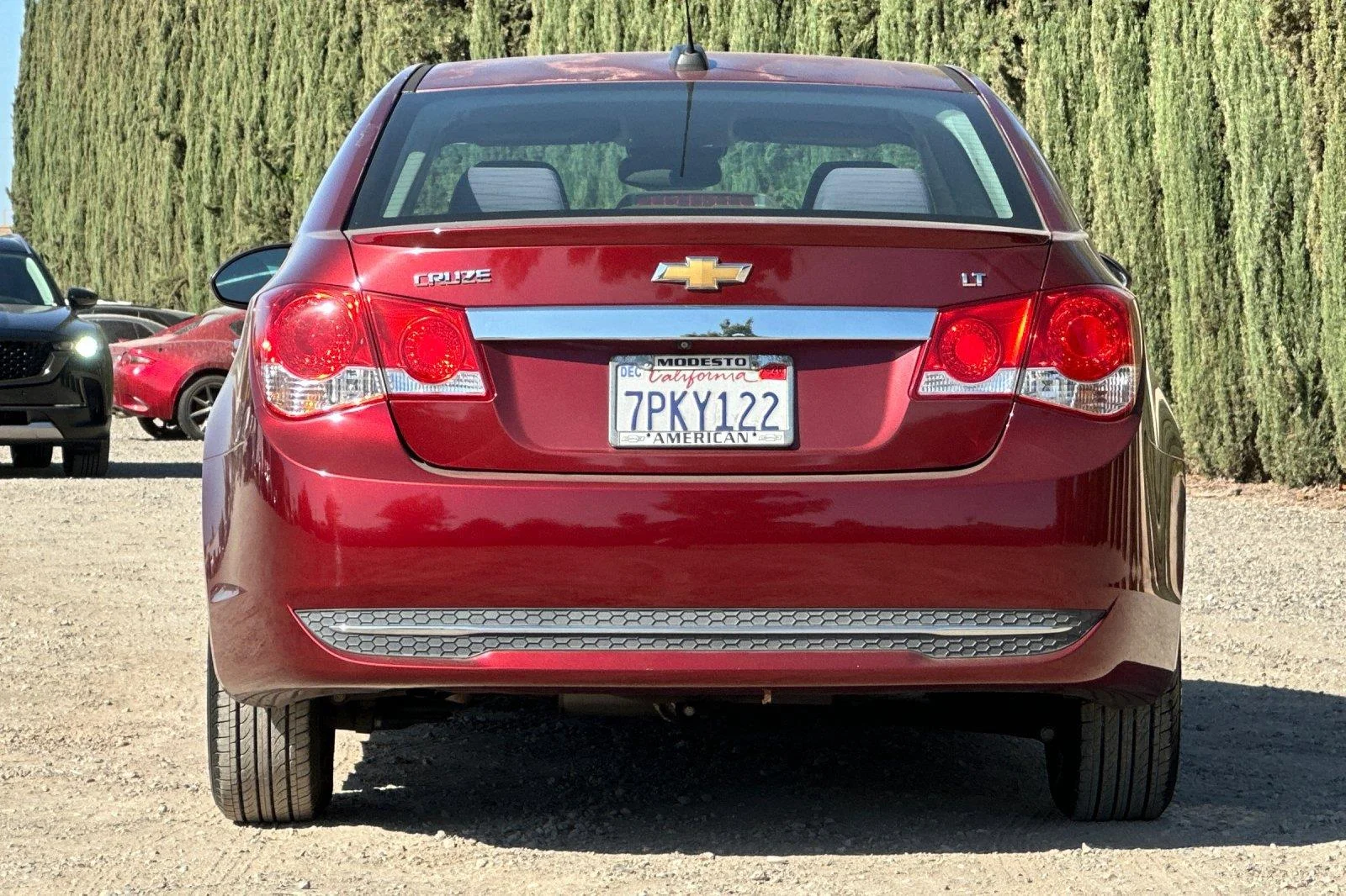 Used 2016 Siren Red Tintcoat Chevrolet LT image 4
