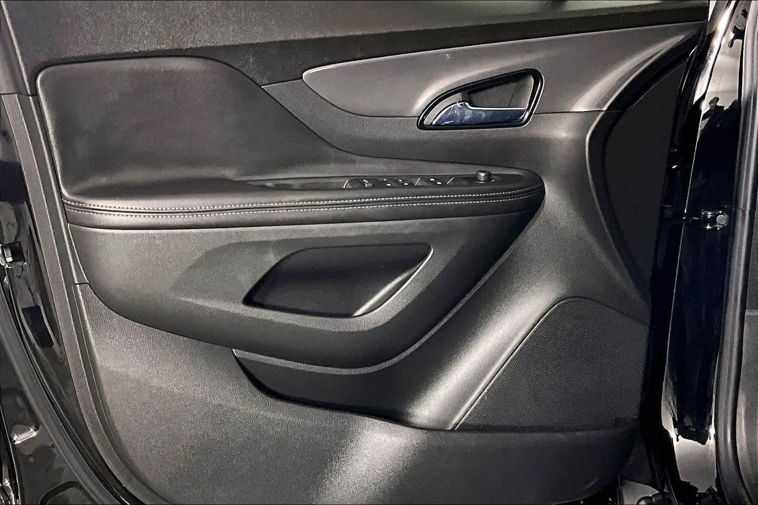 2022 Buick Encore Preferred - Photo 18