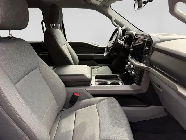 Certified Used 2024 Oxford White Ford XLT image 16