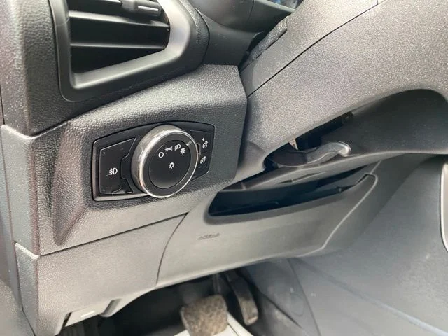 Used 2019 Red Ford SE image 22