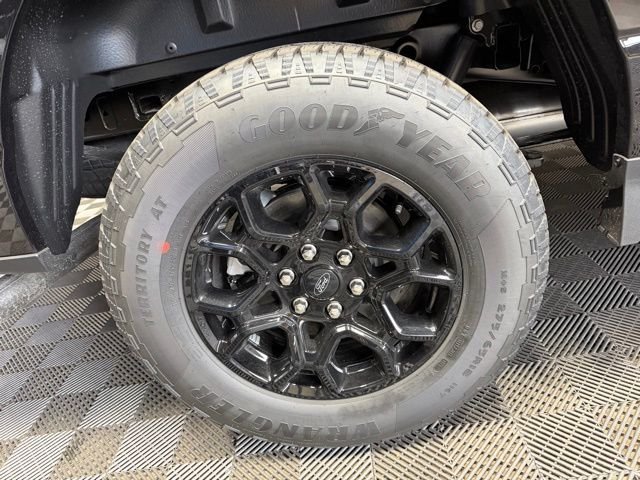 New 2026 Agate Black Metallic Ford XLT image 39