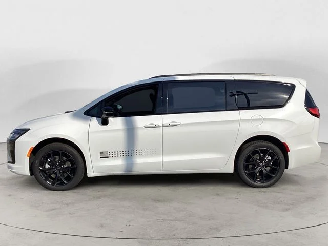 New 2027 Bright White Clearcoat Chrysler SELECT AWD image 2