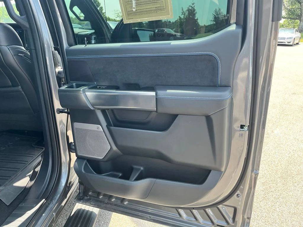 Used 2025 Gray Ford Platinum image 10