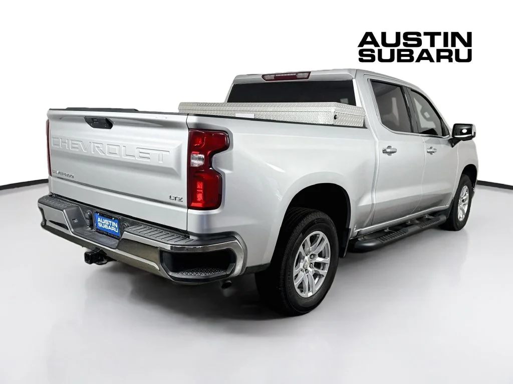 Used 2019 Silver Chevrolet LTZ image 7