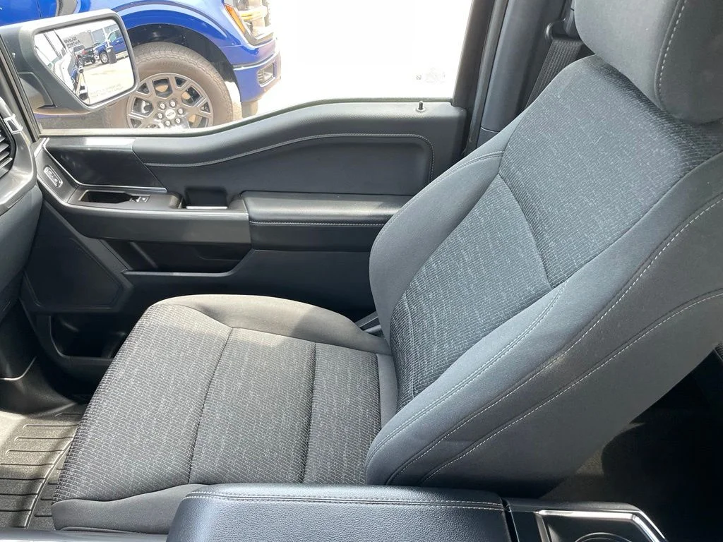 Used 2023 Black Ford XLT image 24