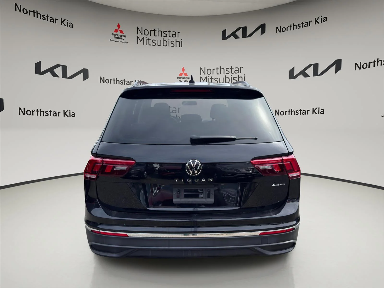Used 2022 BLACK VOLKSWAGEN  image 3